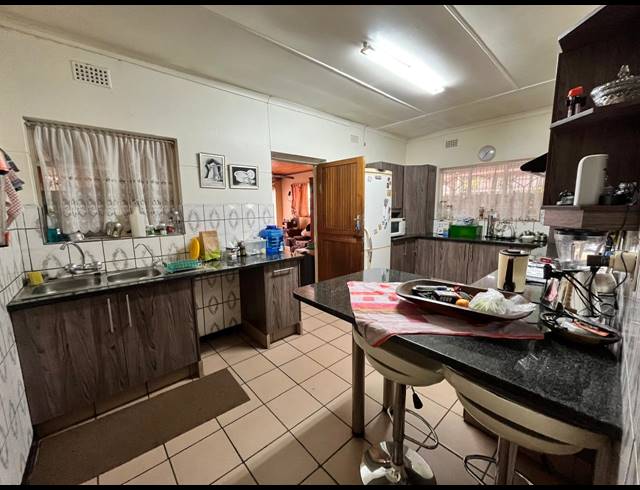 3 BEDROOM HOUSE FOR SALE IN VANDERBIJLPARK CW 1